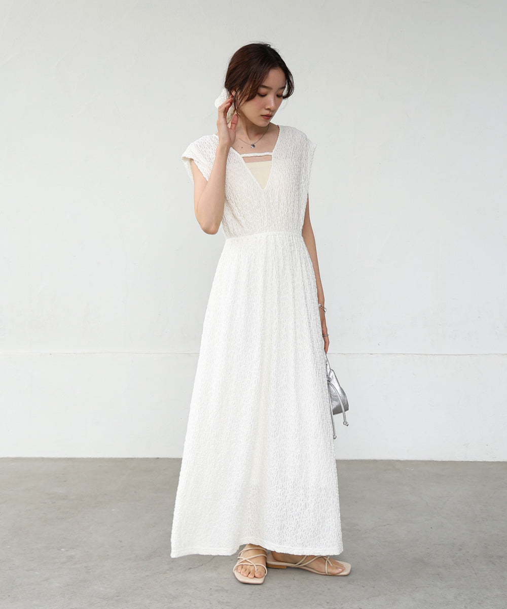 【選べる】【低身長向けサイズあり】前後２ＷＡＹウェーブ柄シュシュ付ワンピース・オールインワン