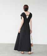 【選べる】【低身長向けサイズあり】前後２ＷＡＹウェーブ柄シュシュ付ワンピース・オールインワン