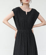 【選べる】【低身長向けサイズあり】前後２ＷＡＹウェーブ柄シュシュ付ワンピース・オールインワン