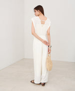 【選べる】【低身長向けサイズあり】前後２ＷＡＹウェーブ柄シュシュ付ワンピース・オールインワン