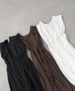 【選べる】【低身長向けサイズあり】前後２ＷＡＹウェーブ柄シュシュ付ワンピース・オールインワン