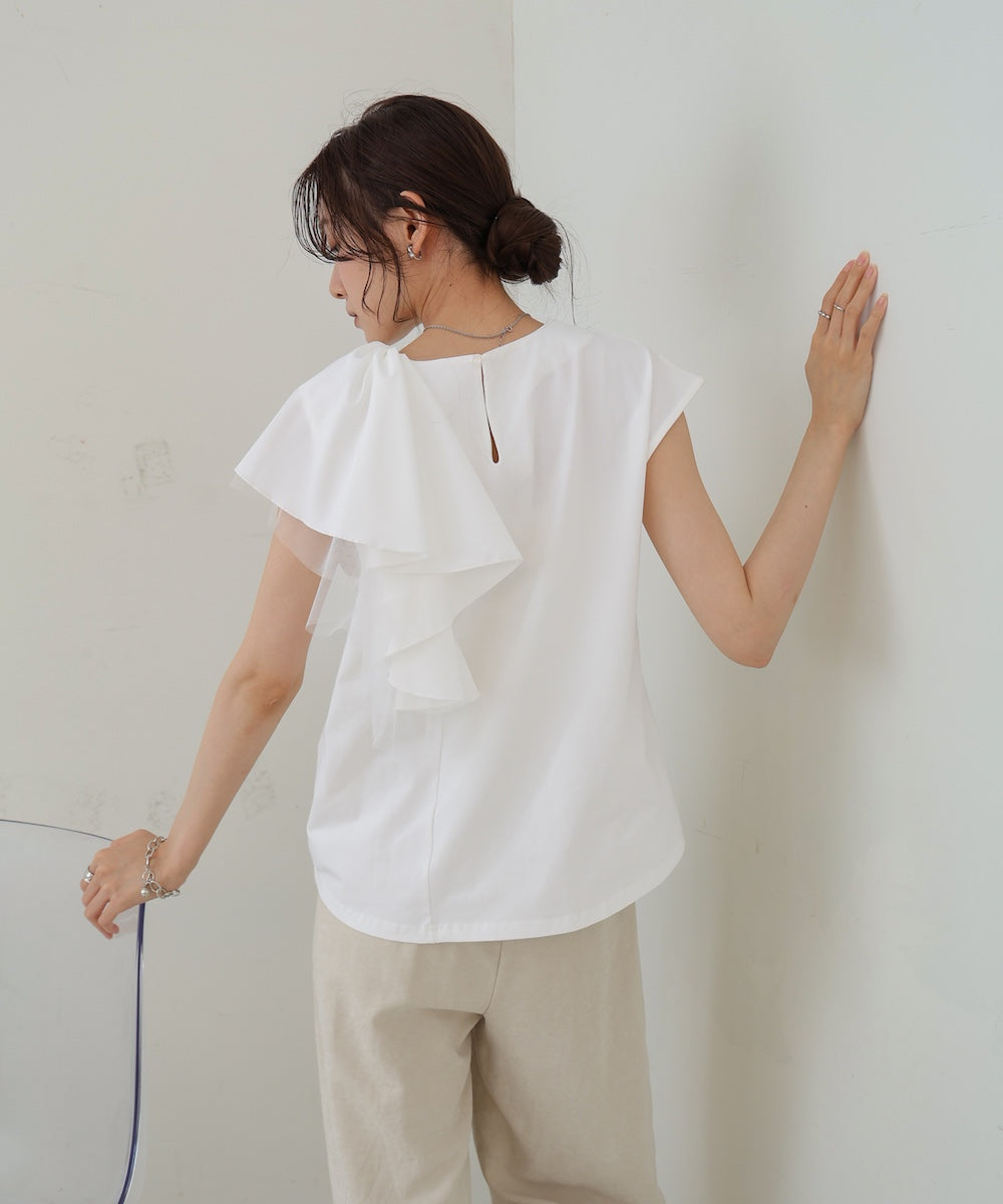 イレヘムラッフルデザインカットソー