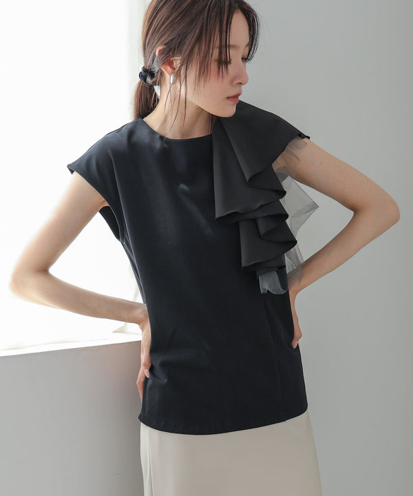 イレヘムラッフルデザインカットソー