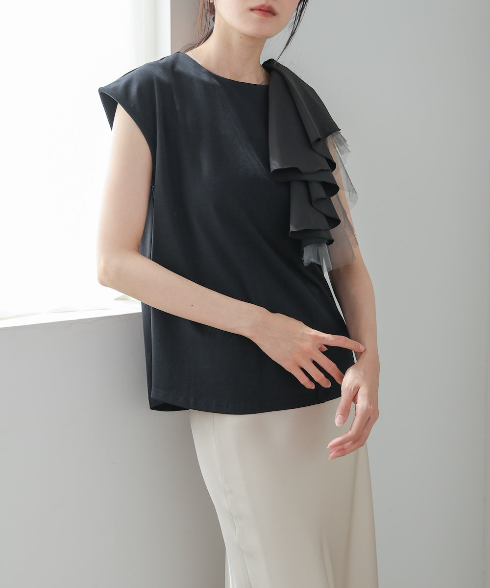 イレヘムラッフルデザインカットソー