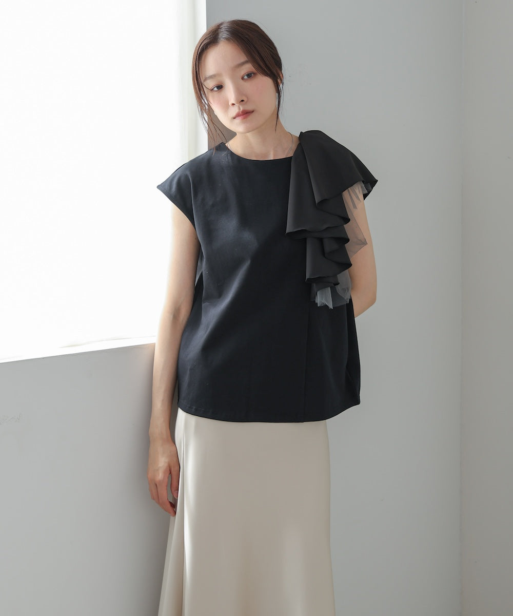 イレヘムラッフルデザインカットソー