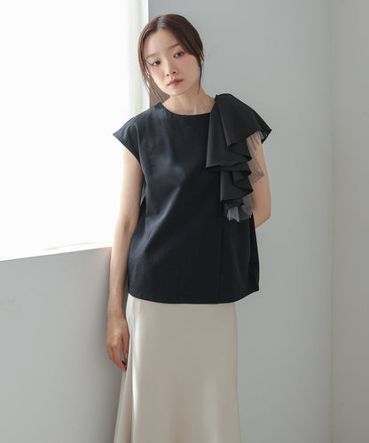 イレヘムラッフルデザインカットソー