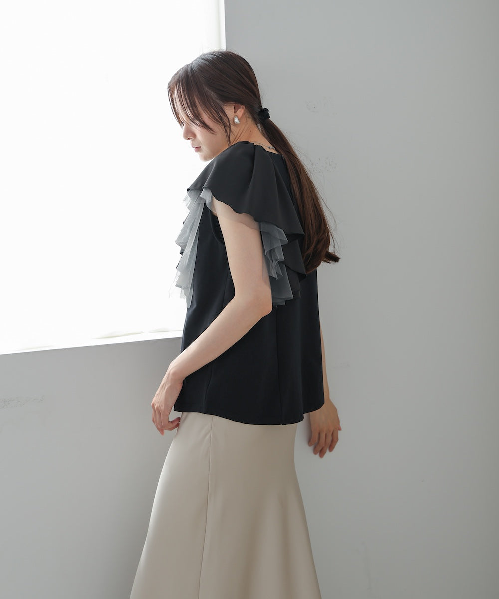 イレヘムラッフルデザインカットソー