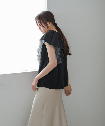 イレヘムラッフルデザインカットソー