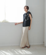 イレヘムラッフルデザインカットソー