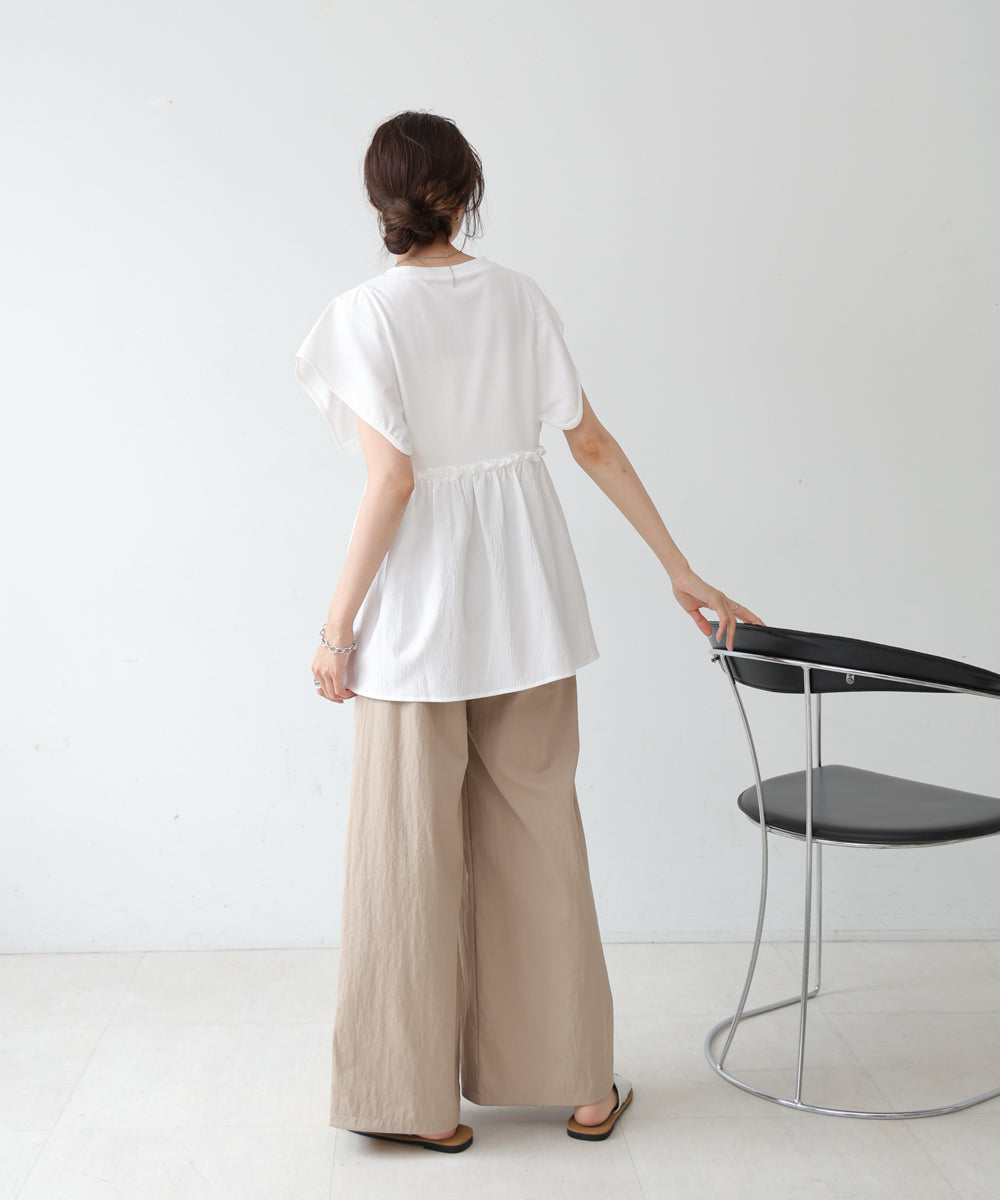 スクエアーショルダーペプラムトップス