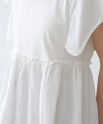 スクエアーショルダーペプラムトップス