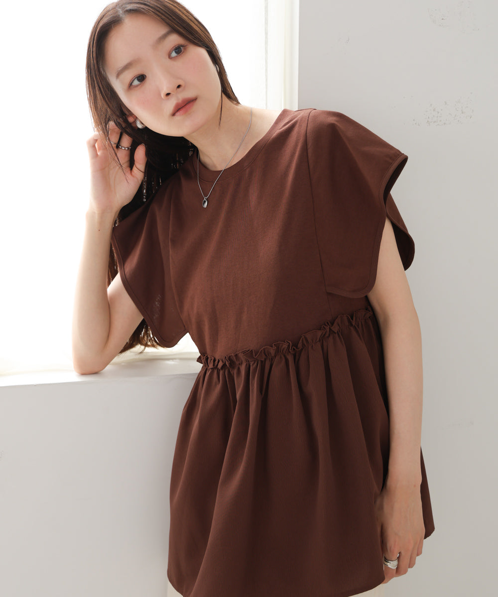 スクエアーショルダーペプラムトップス