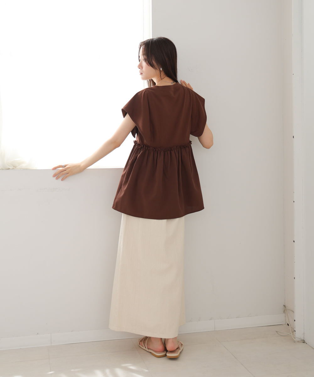 スクエアーショルダーペプラムトップス