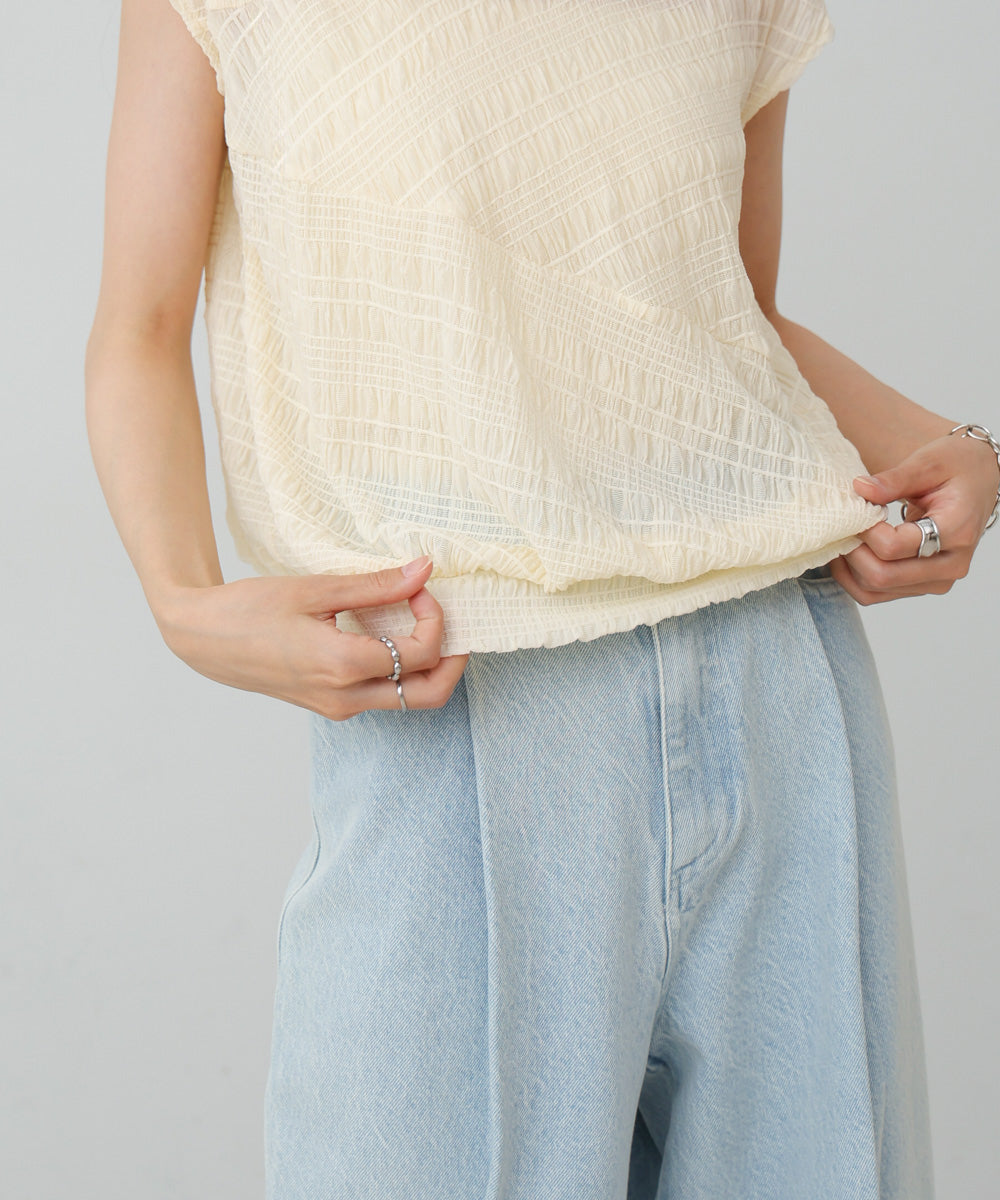 シャーリング切り替えトップス