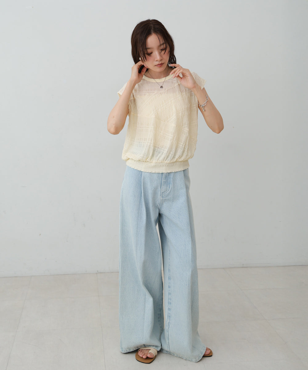 シャーリング切り替えトップス