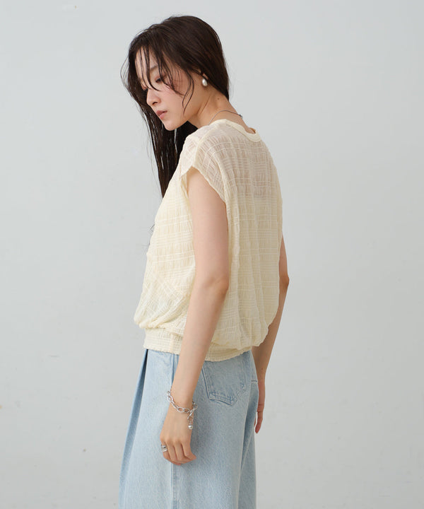 シャーリング切り替えトップス