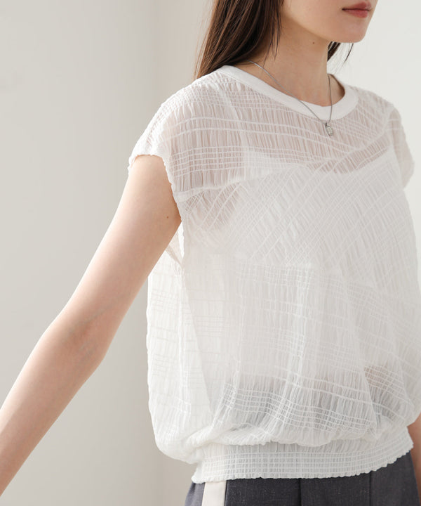 シャーリング切り替えトップス