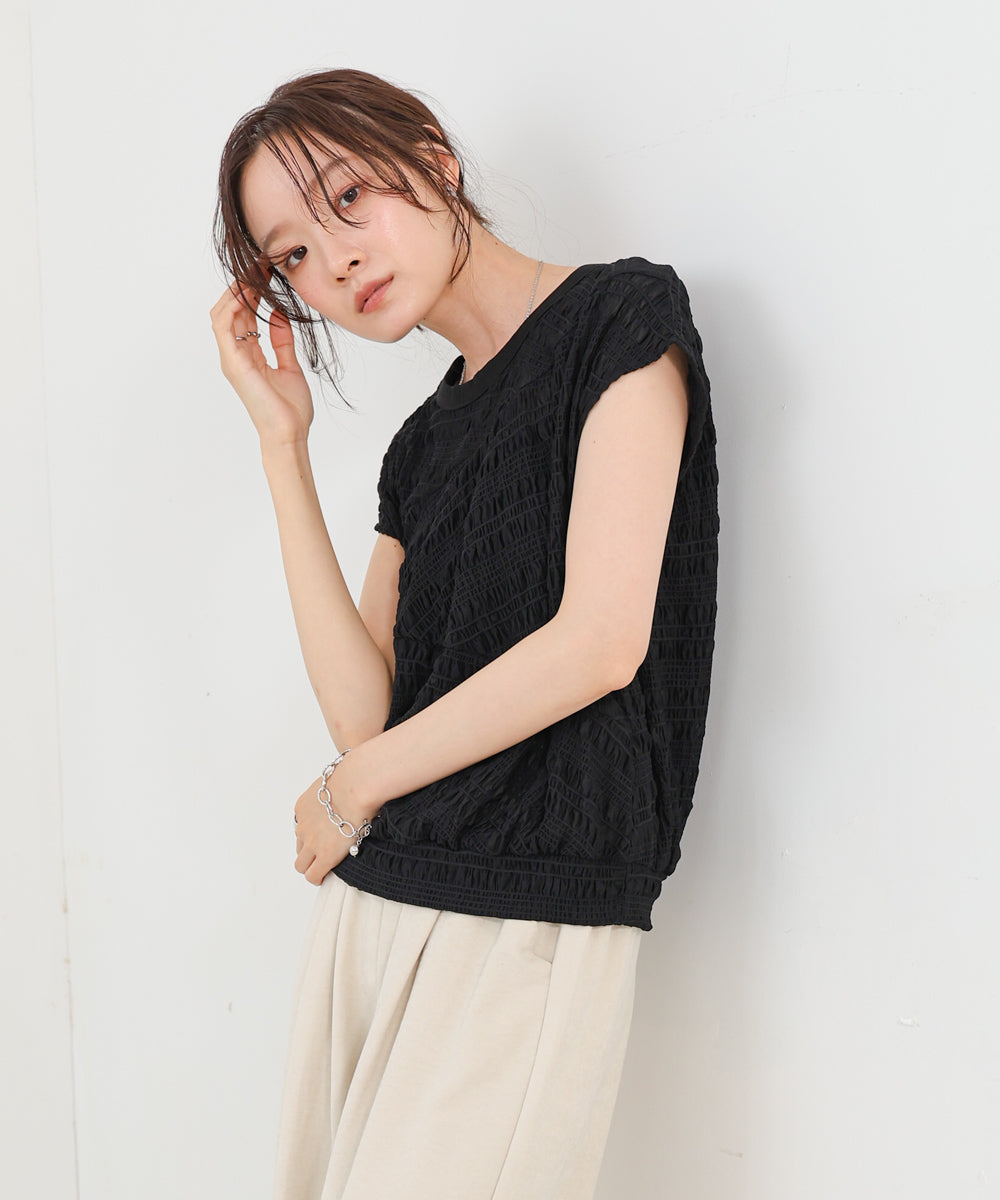 シャーリング切り替えトップス