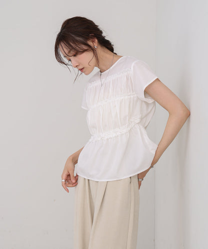フレンチスリーブギャザーフリルブラウス