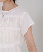 フレンチスリーブギャザーフリルブラウス