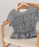 フレンチスリーブギャザーフリルブラウス