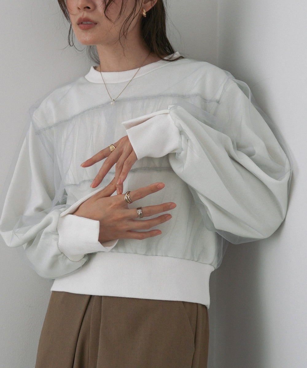 ショート丈チュールレイヤードスウェット