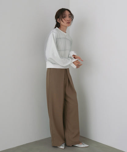 ショート丈チュールレイヤードスウェット