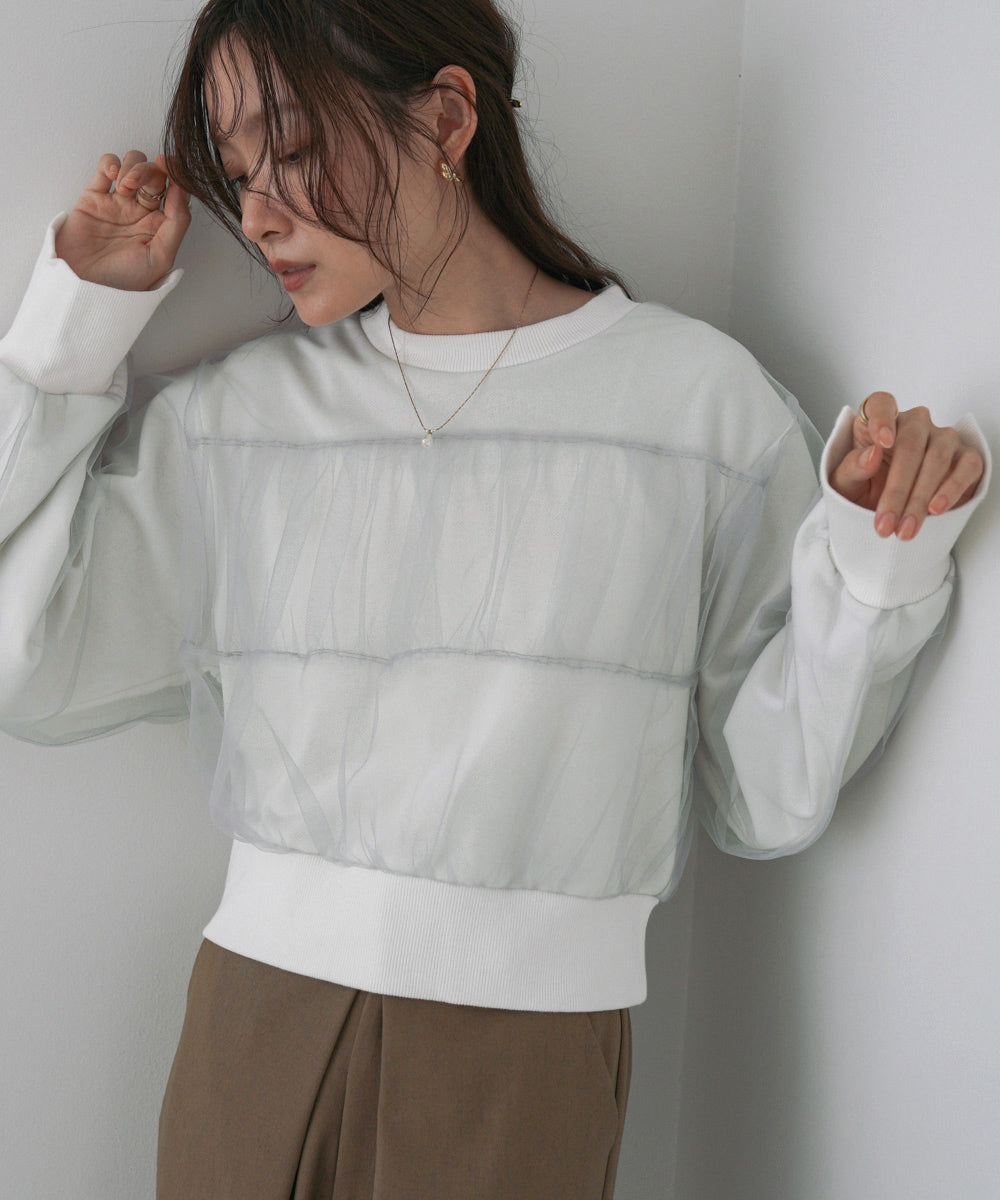 ショート丈チュールレイヤードスウェット