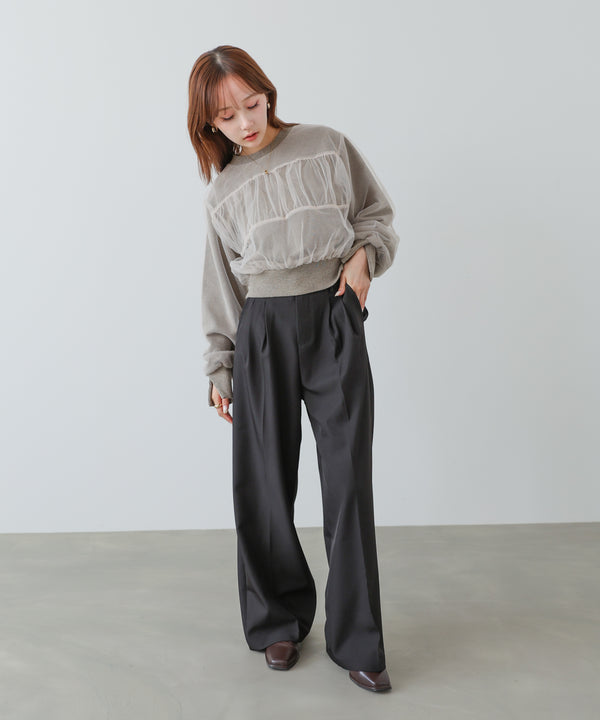 ショート丈チュールレイヤードスウェット