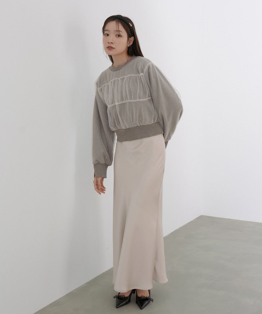 ショート丈チュールレイヤードスウェット
