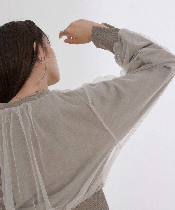 ショート丈チュールレイヤードスウェット