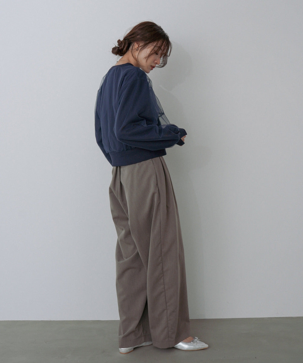 ショート丈チュールレイヤードスウェット