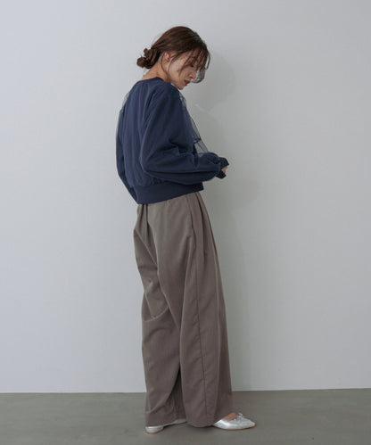 ショート丈チュールレイヤードスウェット