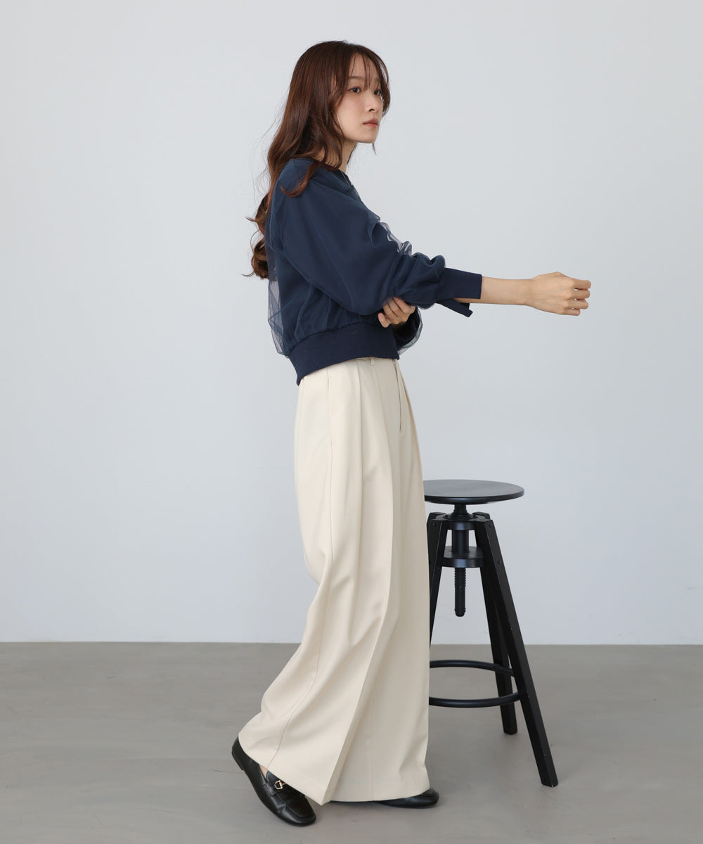 ショート丈チュールレイヤードスウェット