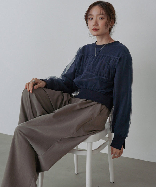 ショート丈チュールレイヤードスウェット