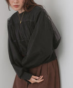 ショート丈チュールレイヤードスウェット