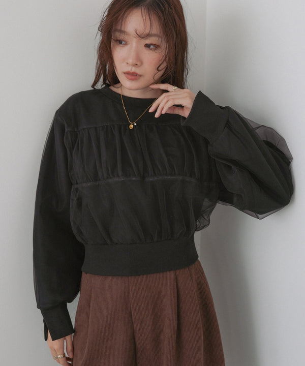 ショート丈チュールレイヤードスウェット