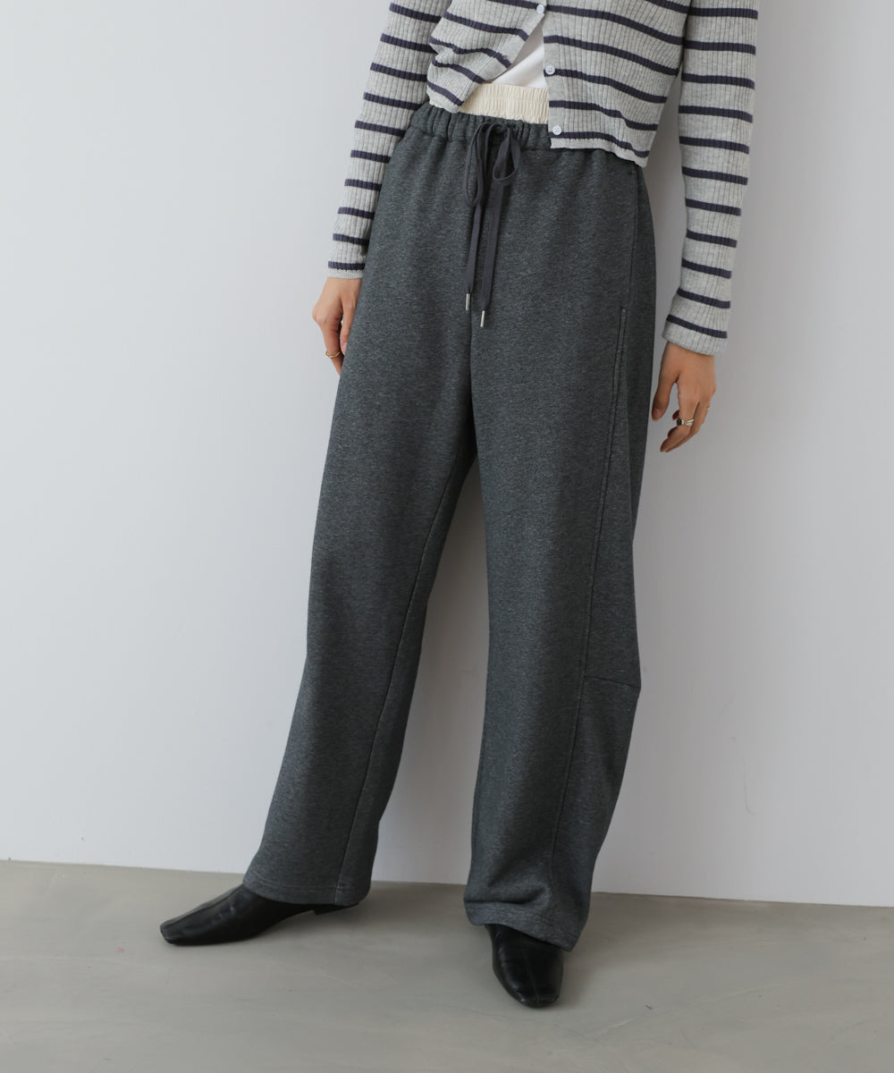 カーブシルエットスウェットパンツ
