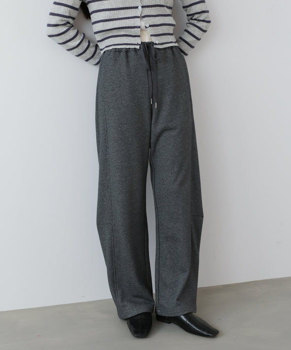 カーブシルエットスウェットパンツ