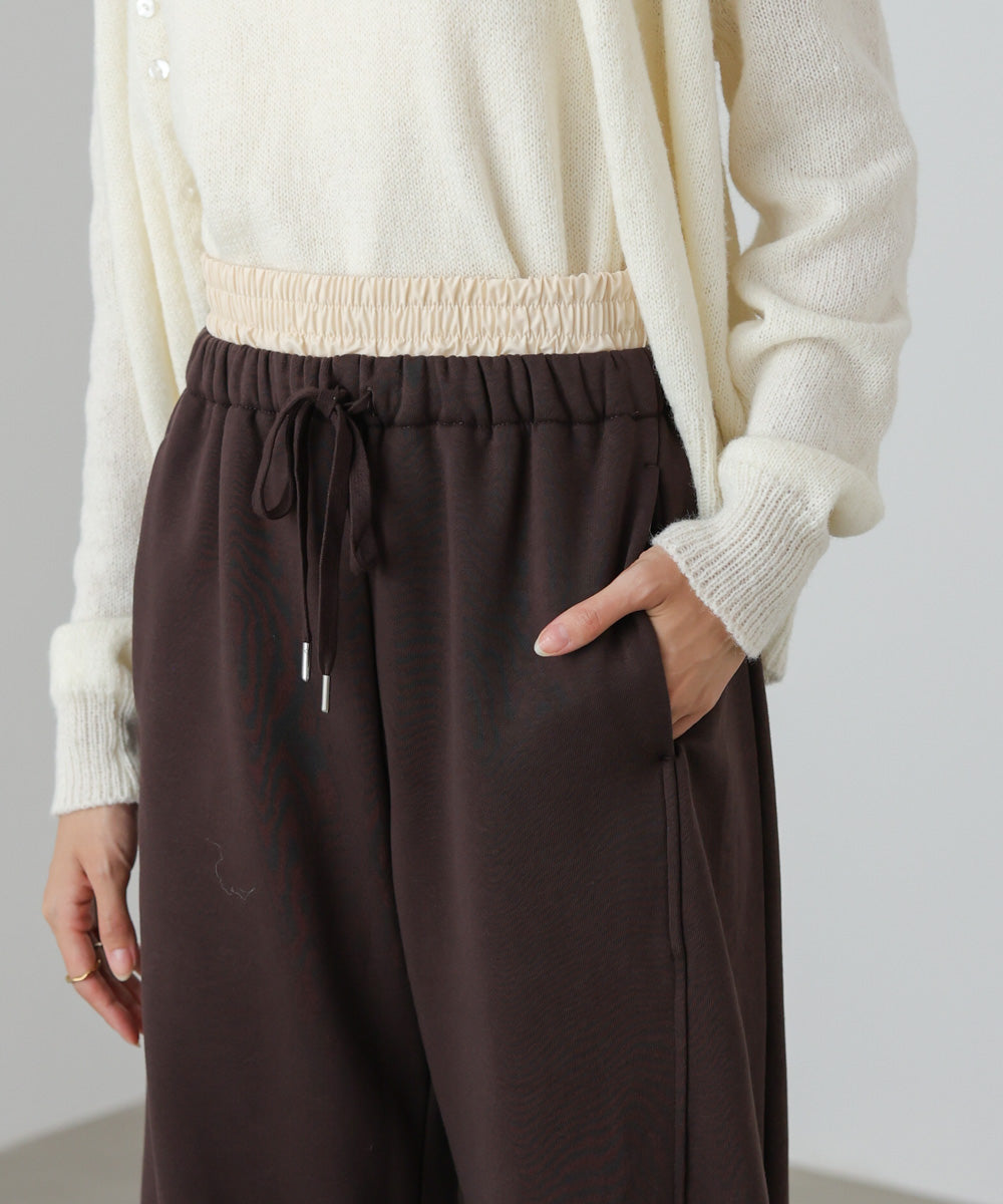 カーブシルエットスウェットパンツ
