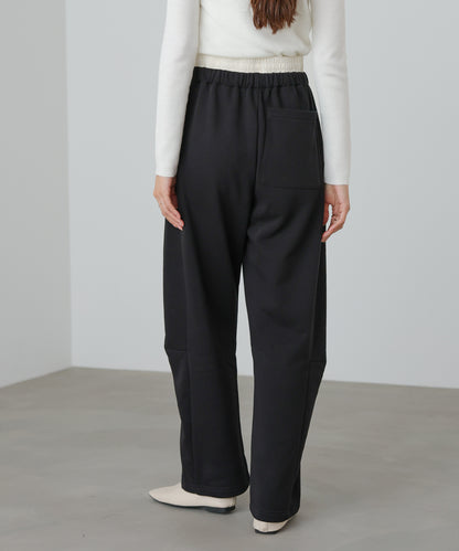 カーブシルエットスウェットパンツ