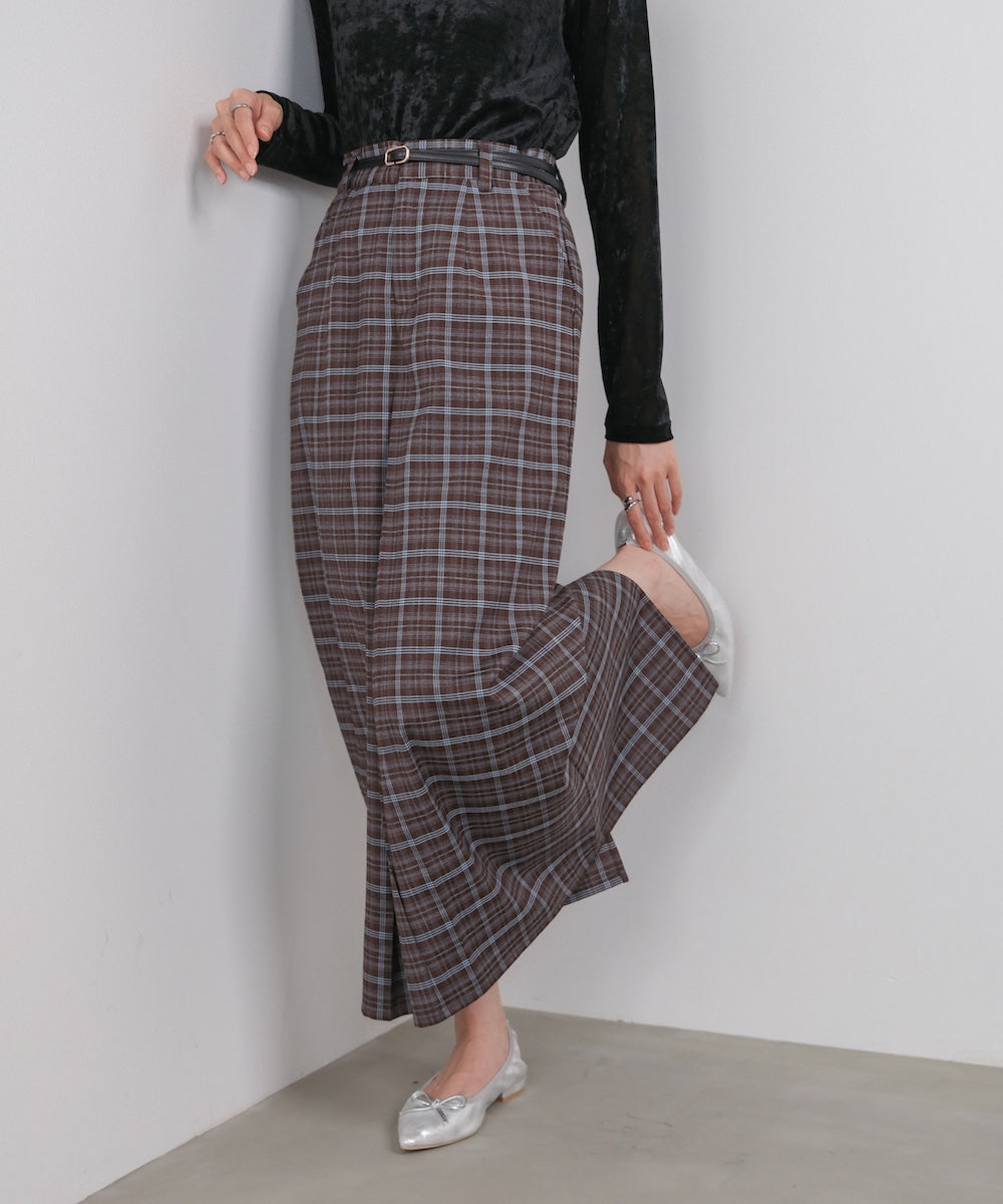 フロントタックＩラインスカート