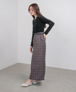 フロントタックＩラインスカート