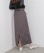 フロントタックＩラインスカート