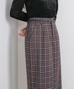 フロントタックＩラインスカート