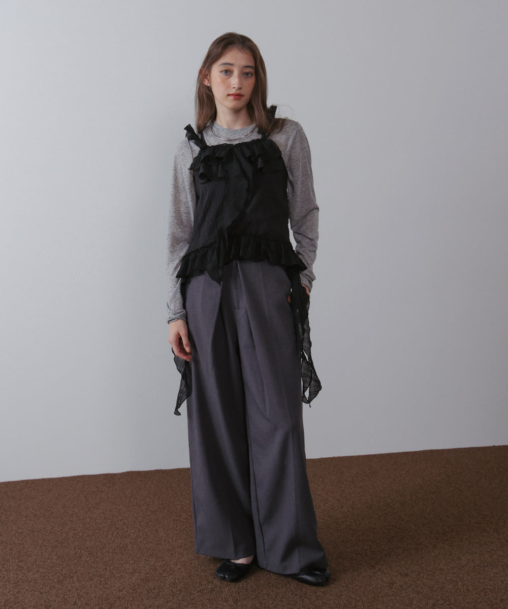 ラッフルフリルキャミソール