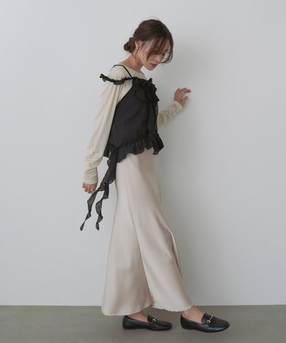 ラッフルフリルキャミソール