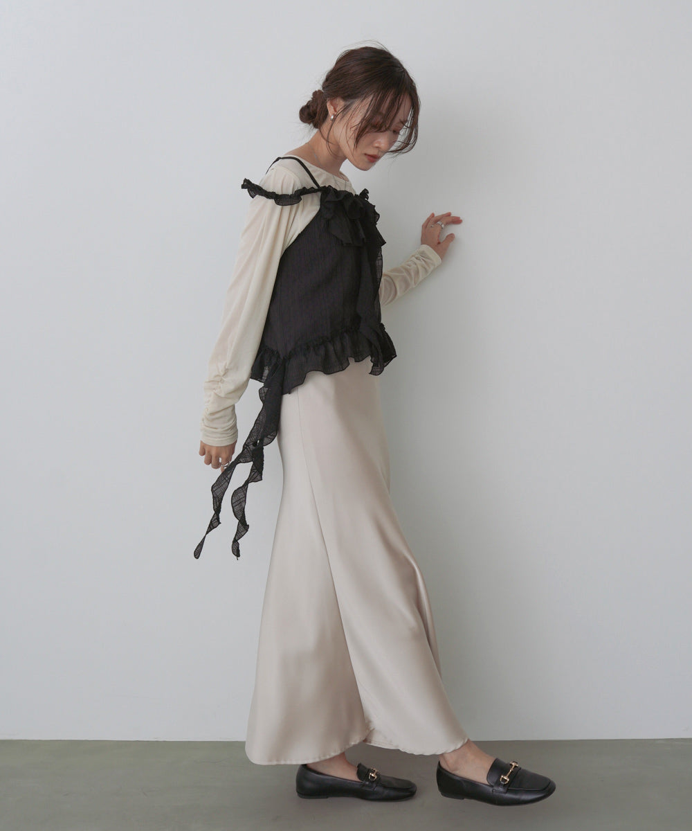 ラッフルフリルキャミソール