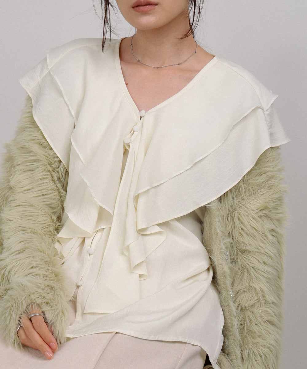 ダブルラッフルカラーブラウス