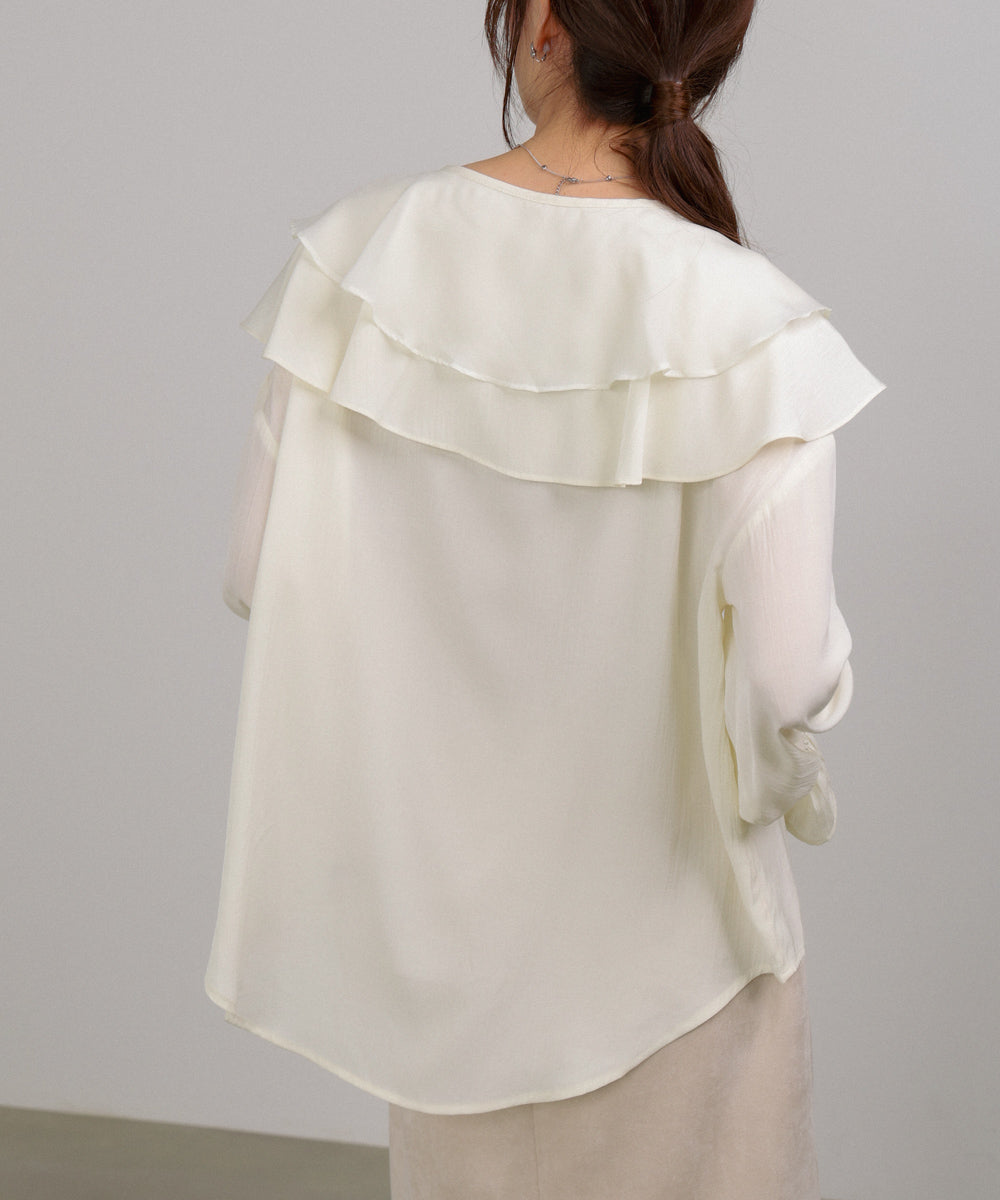 ダブルラッフルカラーブラウス